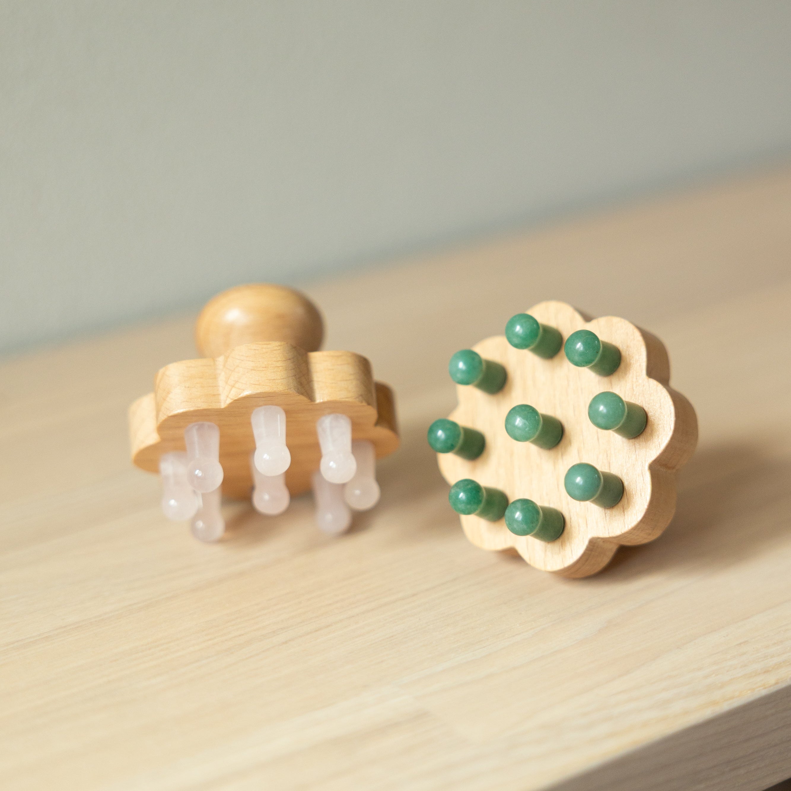 9 Teeth Crystal Head Massager (ローズクォーツ)
