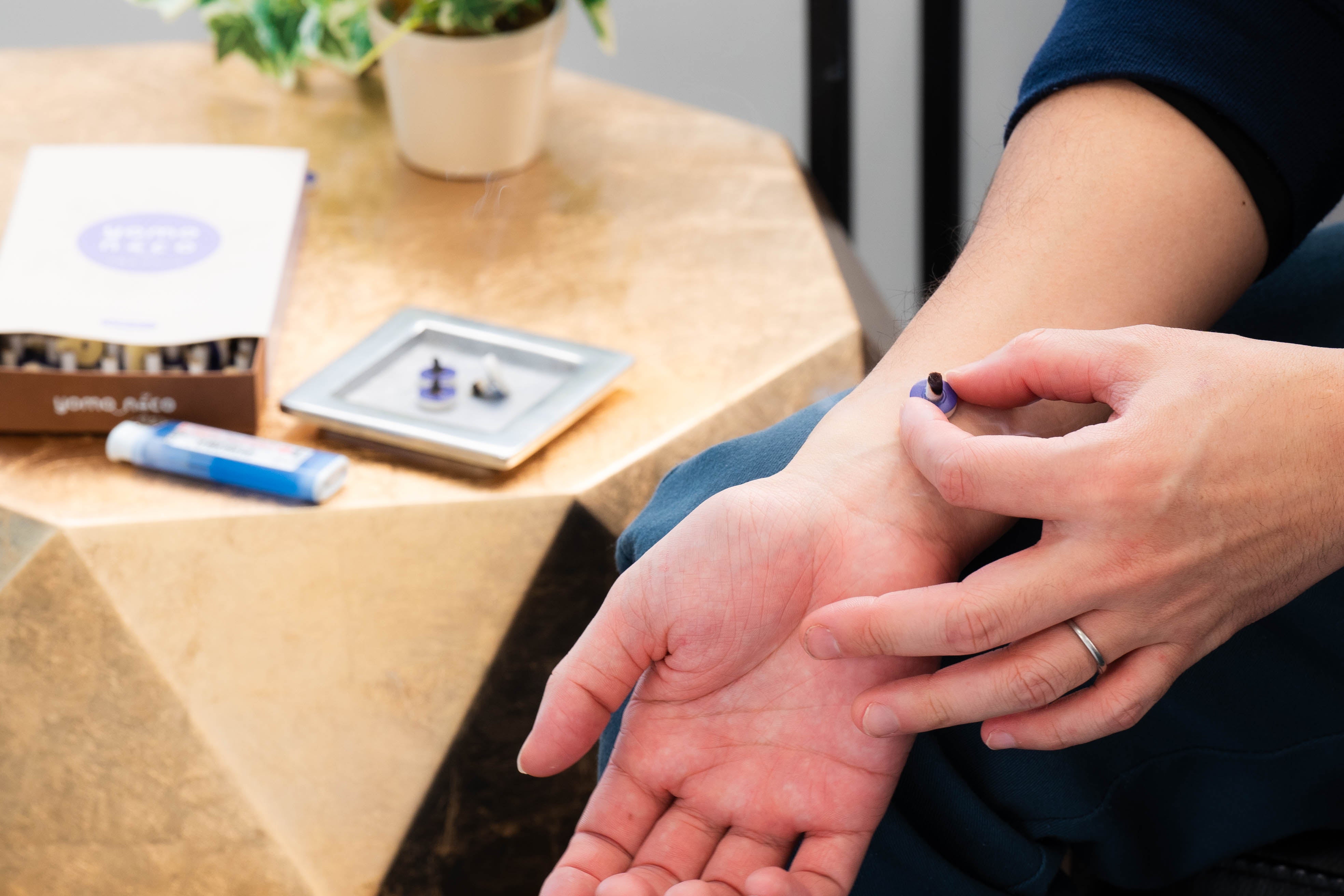 【ちょこっとお試しタイプ】台座灸ヨモニコ～yomonico～